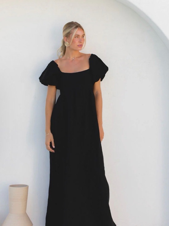 Solaí The Label Dresses & Skirts - Solaí The Label Black Puff-Sleeve Maxi Dress